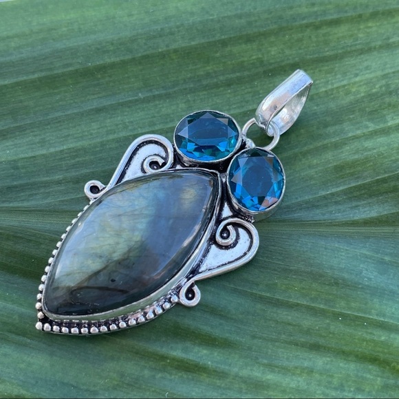 Sterling Silver Jewelry 925 Labradorite Gemstone Pendant London Blue Topaz - Picture 7 of 13